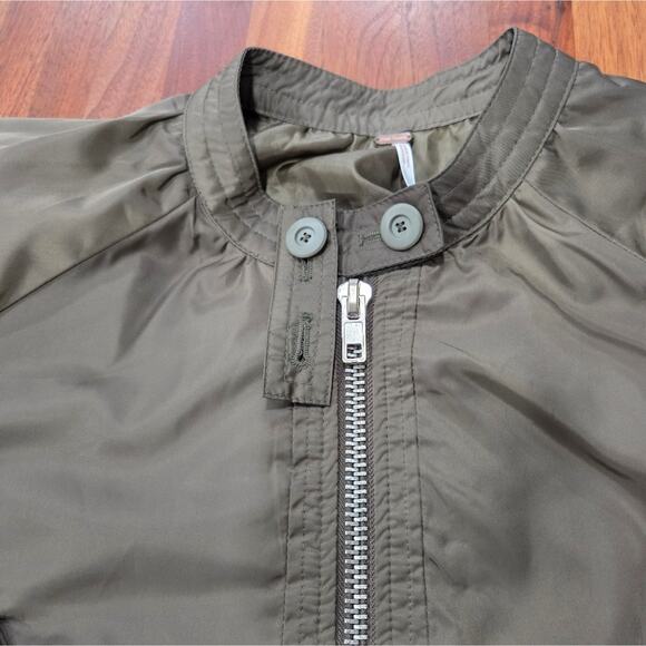 Free People Olive Moss Green Satin Bomber Jacket Pockets Size Small - Picture 3 of 7